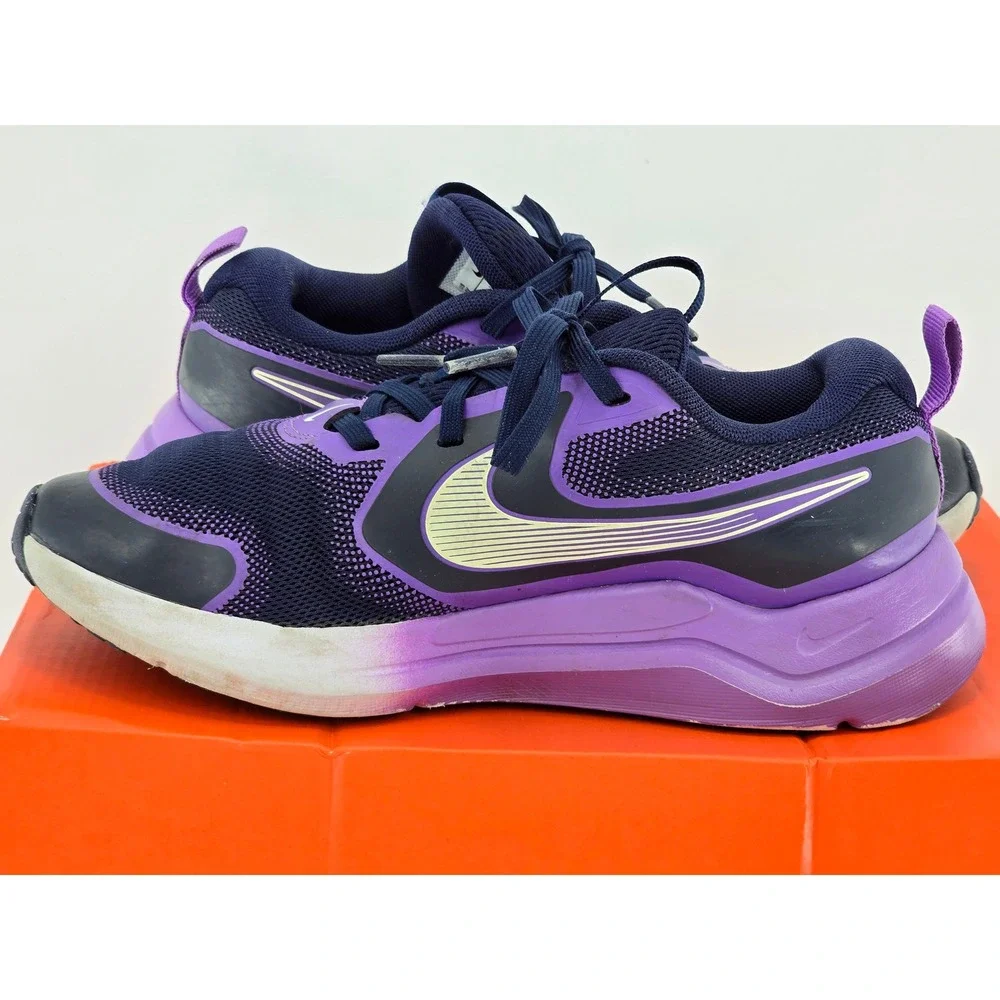 Nike Cosmic Runner Swoosh Kids 4Y Blue Purple IQ9861-402 - Good